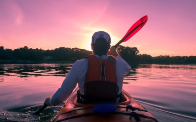 How to Stay Safe When Kayaking