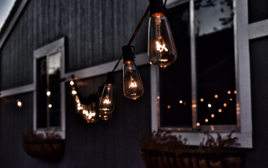10 Neat DIY Outdoor Lighting Ideas For You