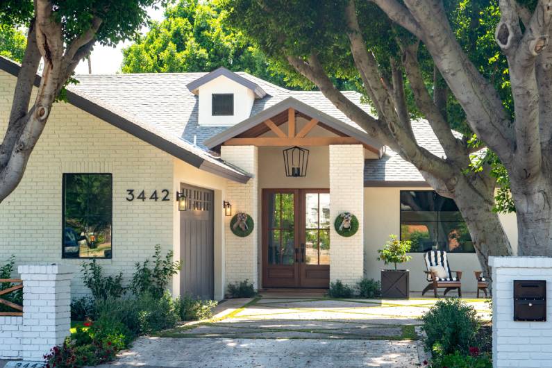 Take Your Curb Appeal to the Next Level With These Tips